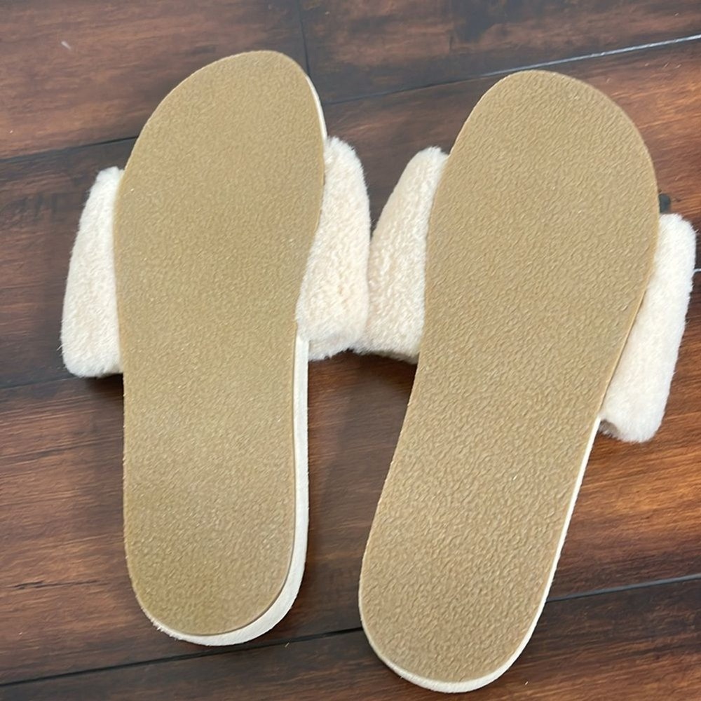 Johnny Was Calme Faux Fur Slide Women's size 10  New - Picture 9 of 9